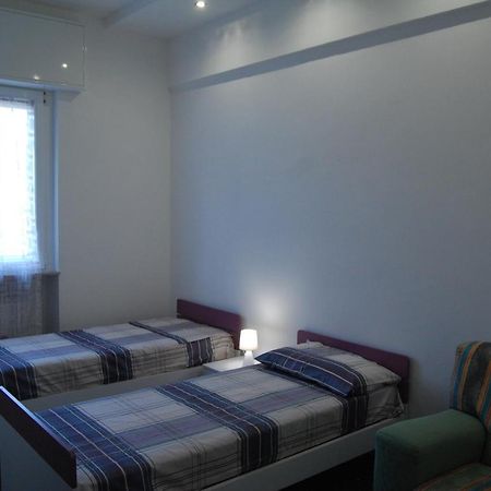 Apartamento Orizzonte Sul Mare Savona Exterior foto